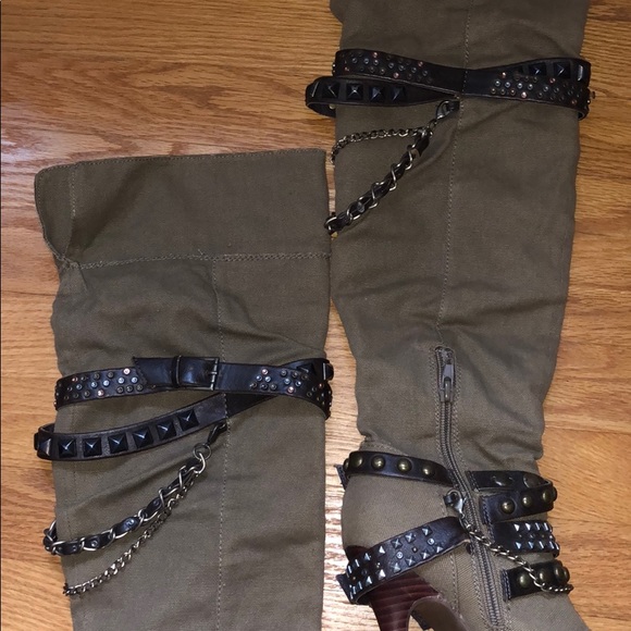 Knee High Strappy Boots - Picture 4 of 4